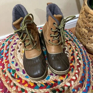 Sorel suede leather boots
